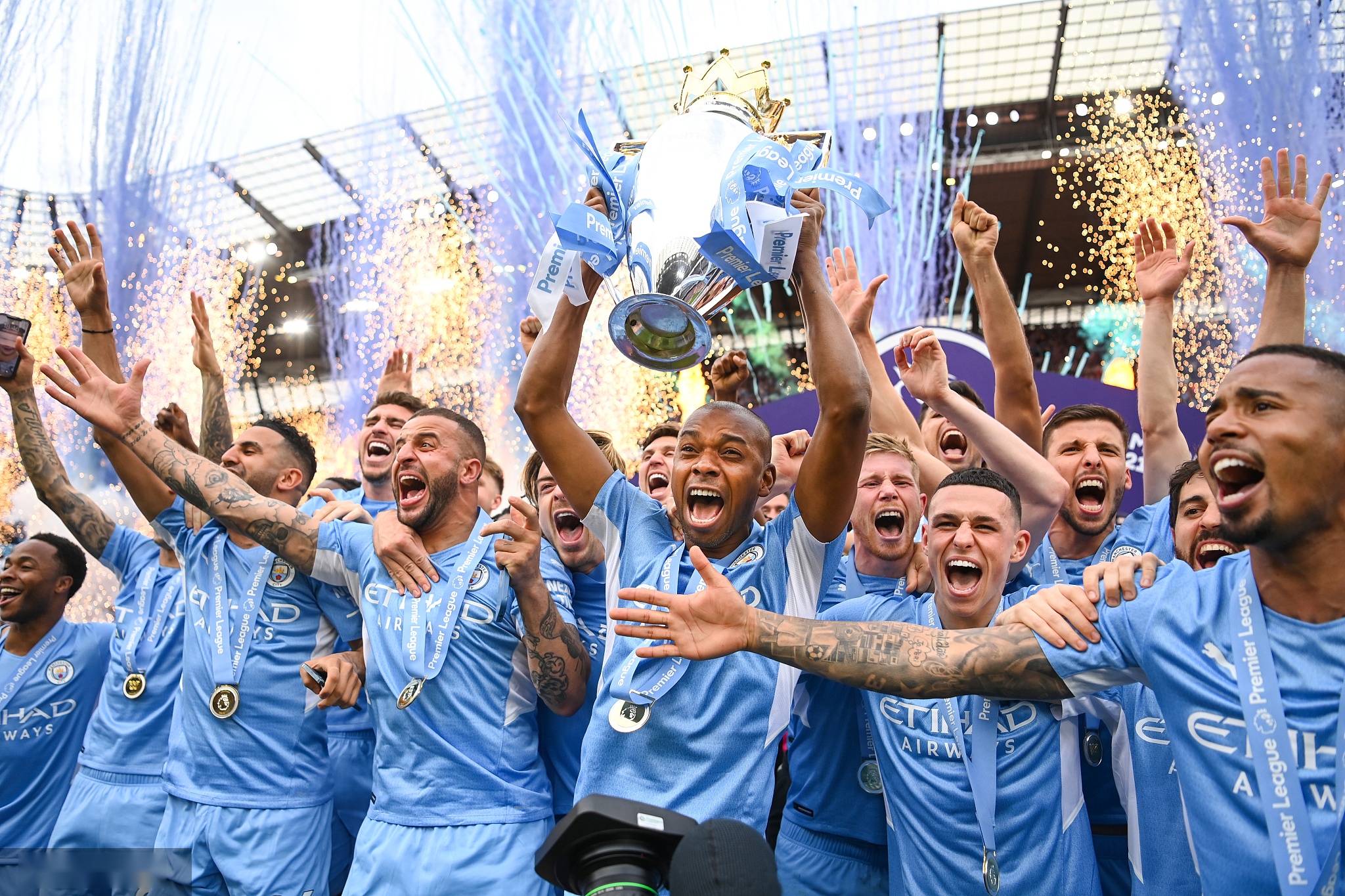 于在九年后 于在九年后